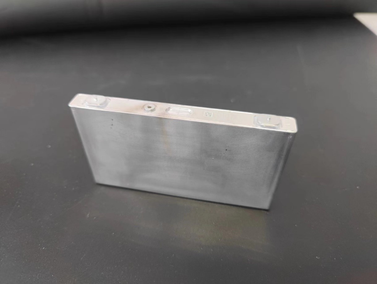 电池电芯缺陷检测.jpg 电池电芯缺陷检测.jpg